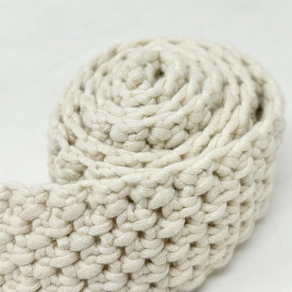 Vintage Ivory Knit Belt Square W/Lucite Buckle Fits Up To 50” Fully Adjustable - Picture 4 of 4